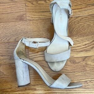 Nine West - Nude/ blush chunky‎ heel